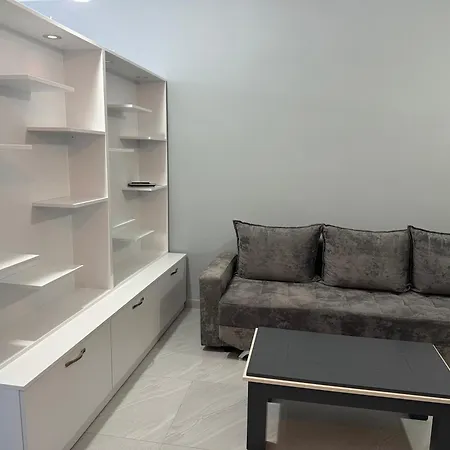 Apartment Holiday Aparthotel Golem (Tirana)